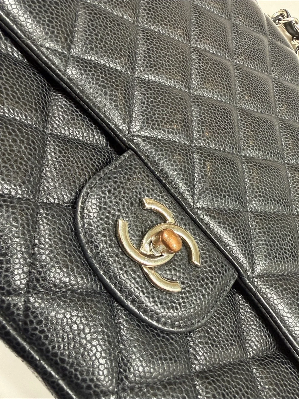 MAXI CLASSIC  CHANEL CAVIAR
